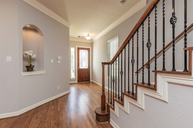Building Photo - 10126 Holly Chase Dr
