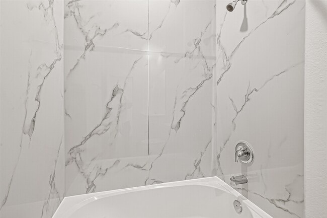 Building Photo - 6008 Jasper Hl Dr