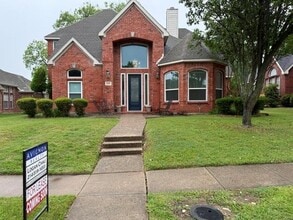 Building Photo - 618 W Muirfield Rd