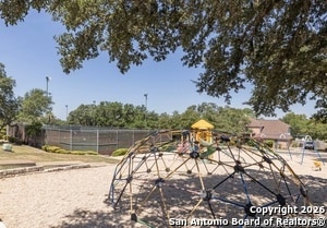 Building Photo - 906 Cap Stone