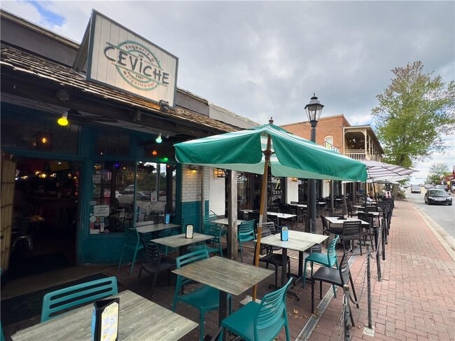 Building Photo - 187 Thomas Cir