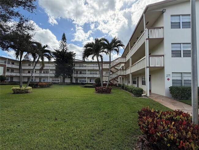 Primary Photo - 95 Mansfield C