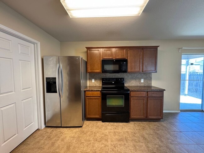 Building Photo - 107 W Gemini Ln