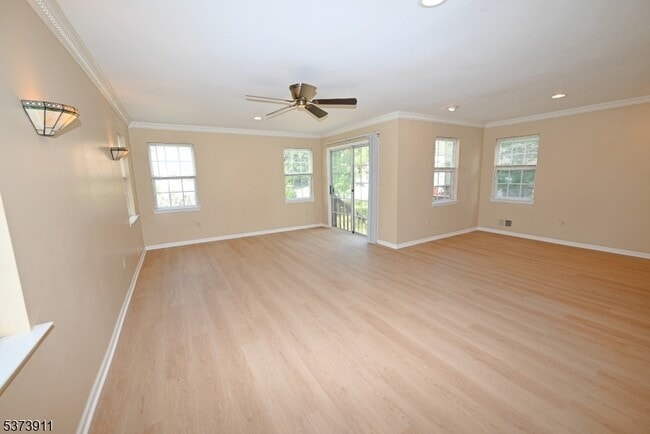Building Photo - 34 Nostrand Rd