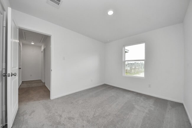 Building Photo - 13499 Sonali Springs Dr