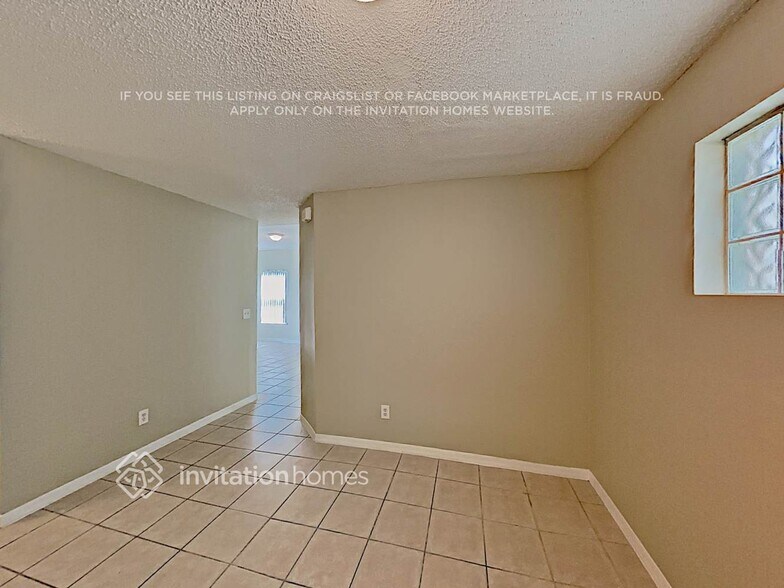 Building Photo - 3457 NW 112th Way