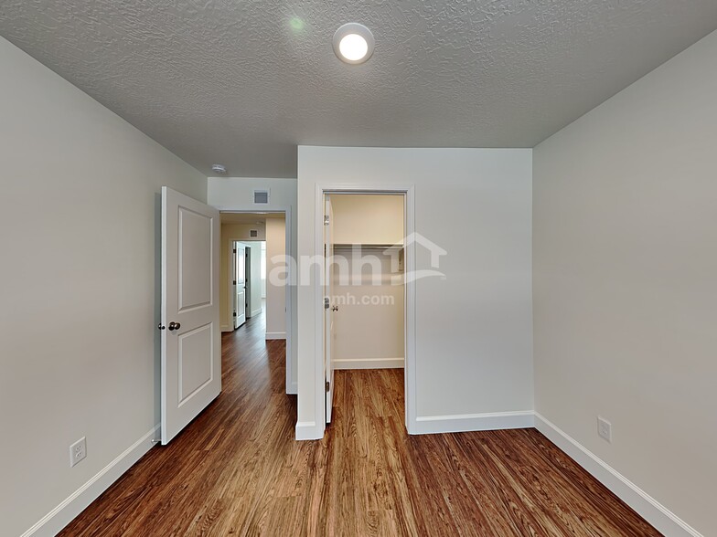 Building Photo - 5924 Verdigris Dr