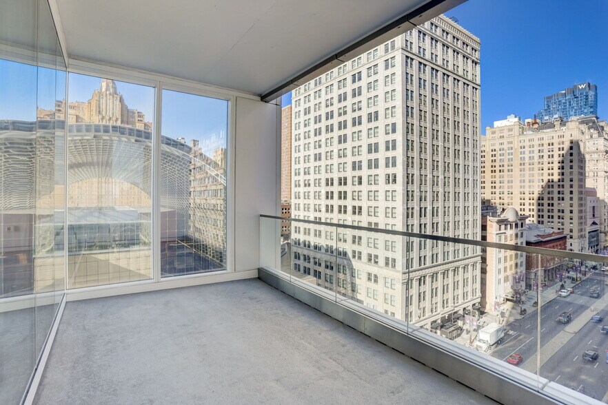 Building Photo - 301 S Broad St