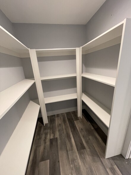 Building Photo - 13872 Weidner St