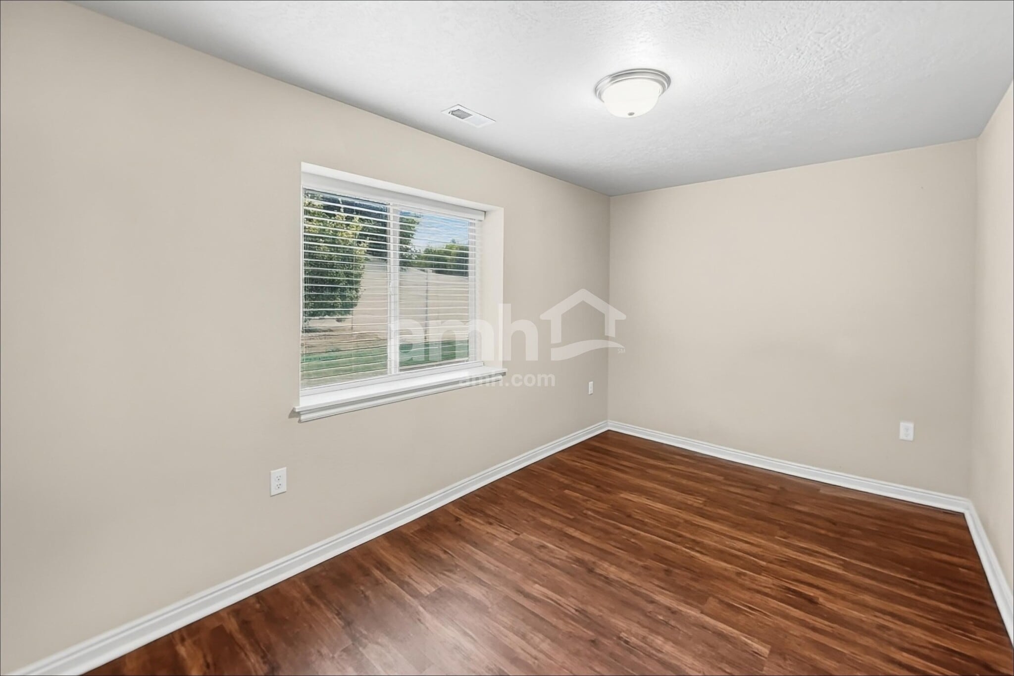 Building Photo - 2530 Cimmaron Dr