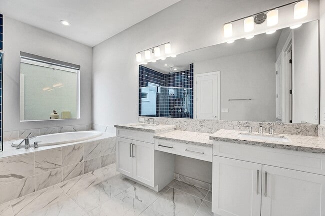 Building Photo - 12582 Nautilus Cir