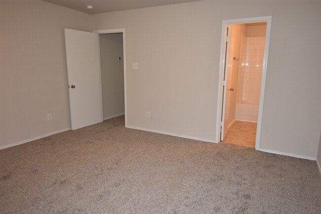 Building Photo - 17415 Wigeon Way Dr