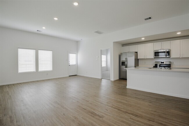 Building Photo - 21811 Carpineti Ln