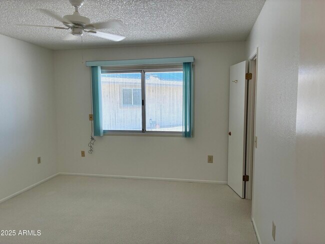 Building Photo - 17807 N 125th Dr