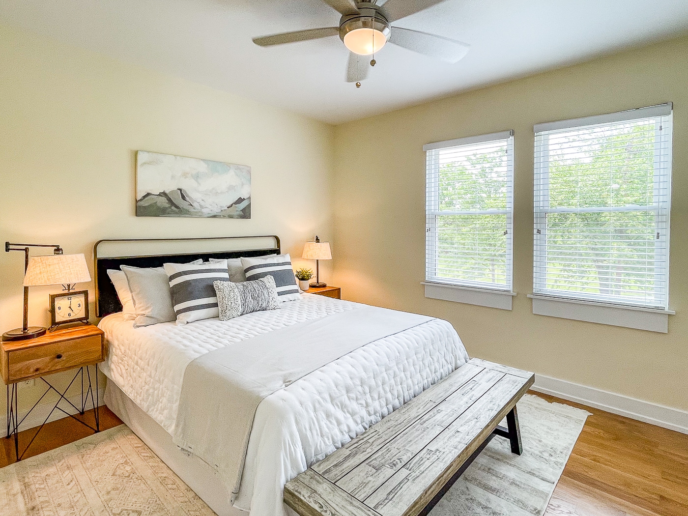 Building Photo - 920 Grand Ave