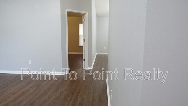 Building Photo - 1823 Sunchase Ct