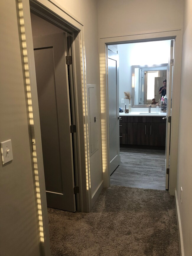 Master Hallway - 11 W Gay St