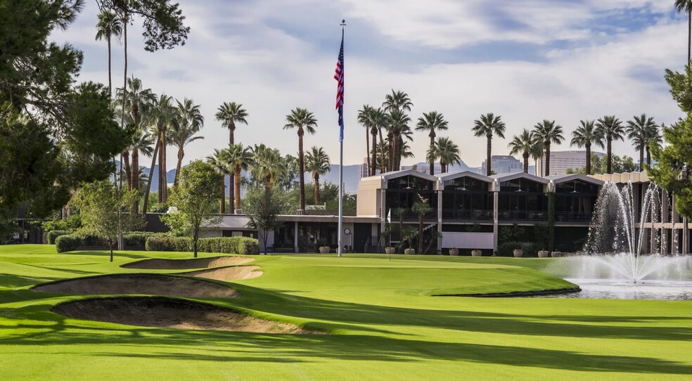 Phoenix Country Golf Club - 2821 E Turney Ave