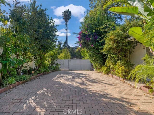 Building Photo - 5020 Topanga Canyon Blvd