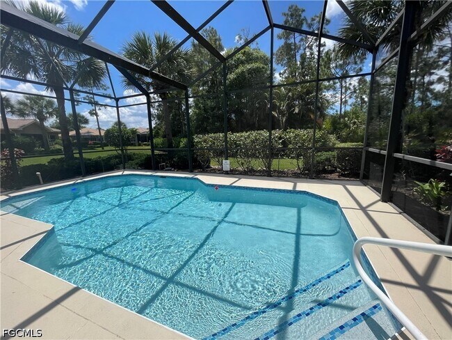 Building Photo - 10630 Camarelle Cir