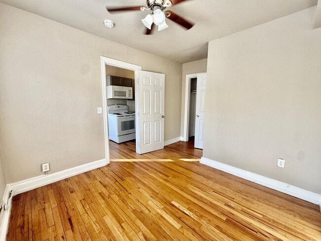 Building Photo - The Nelle