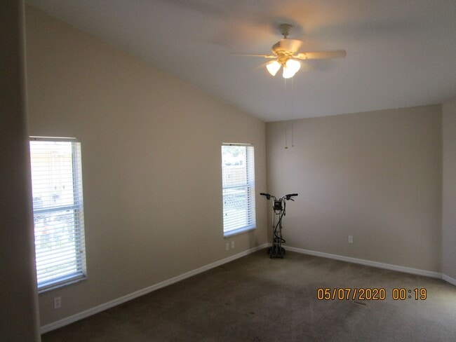 Building Photo - Nice home in Fountains - NW part of Ocala