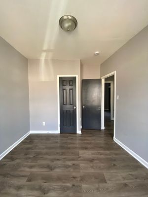 Building Photo - 4013 Belwood Ave