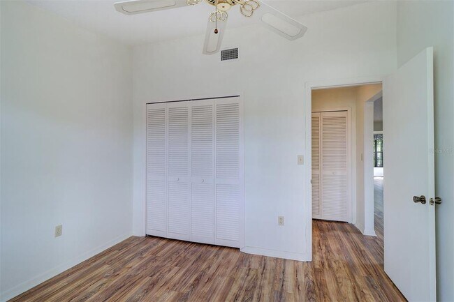 Building Photo - 2400 Winding Creek Blvd