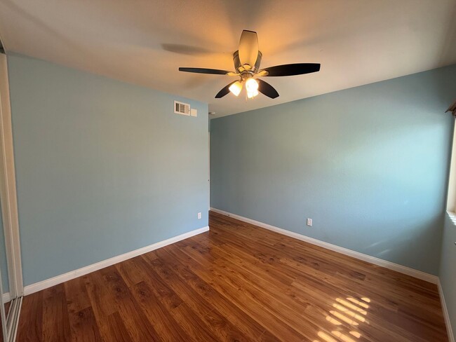 Building Photo - Gorgeous 3B/2BA House w/ Swimming Pool, A/...