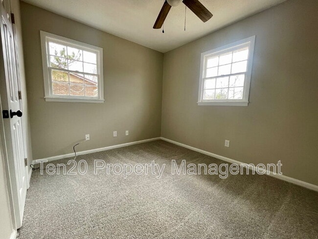 Building Photo - 4839 Allen St