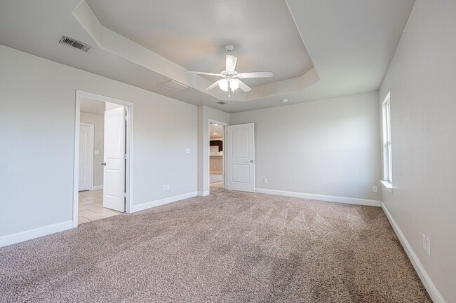 Building Photo - Property For Lease in Odessa