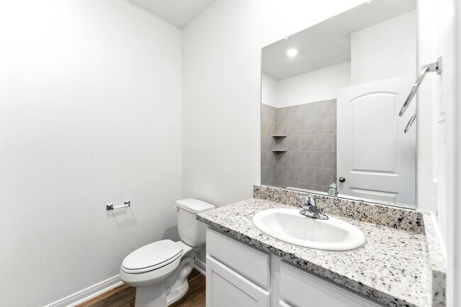 Building Photo - 1151 Amy Dr