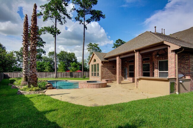 Building Photo - 34 Canoe Bend Ct