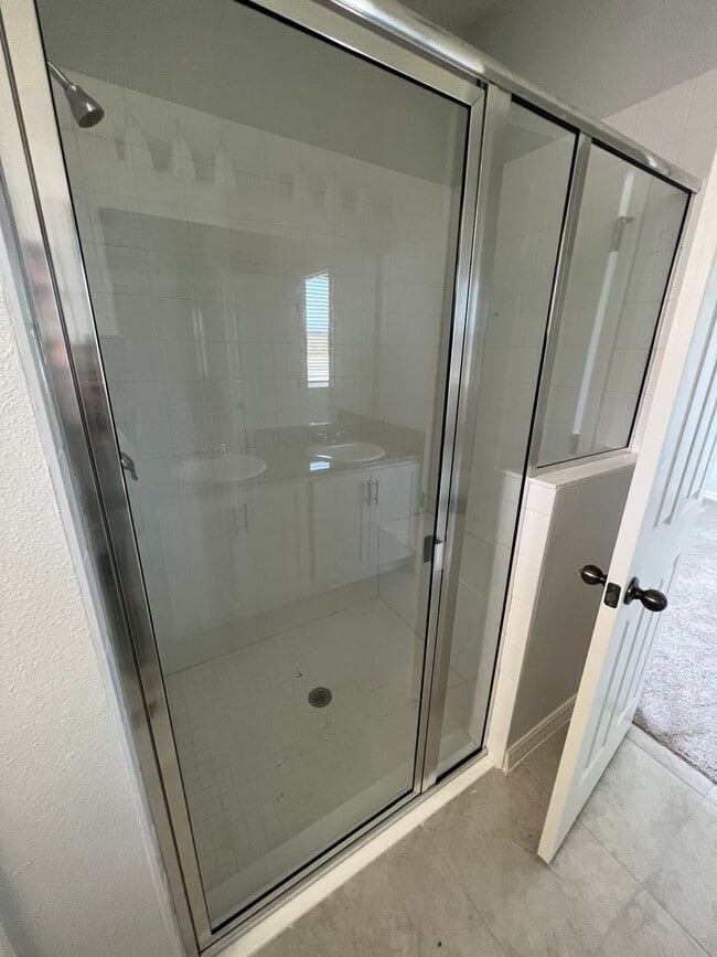 Building Photo - Beautiful 3 bedroom with den in Palmetto!