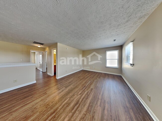 Building Photo - 12473 Steelers Blvd