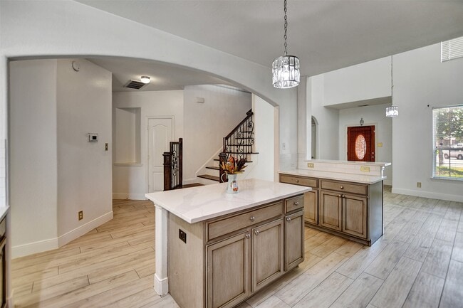 Building Photo - 20831 Brodie Ln