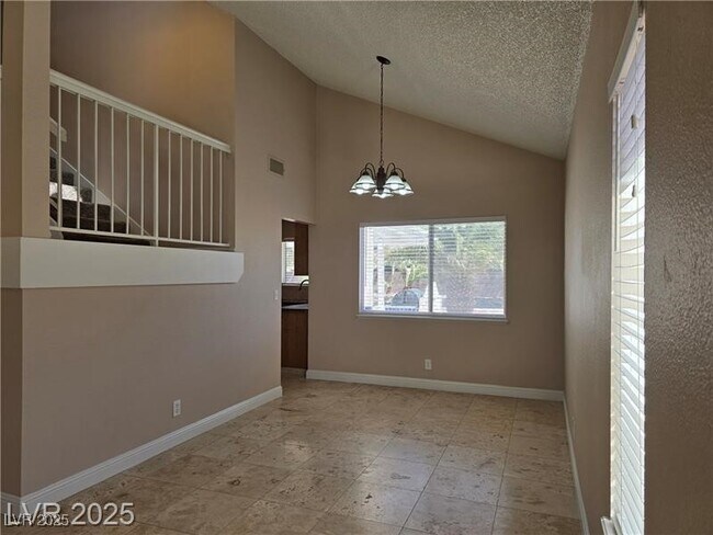 Building Photo - 272 Cordero Dr