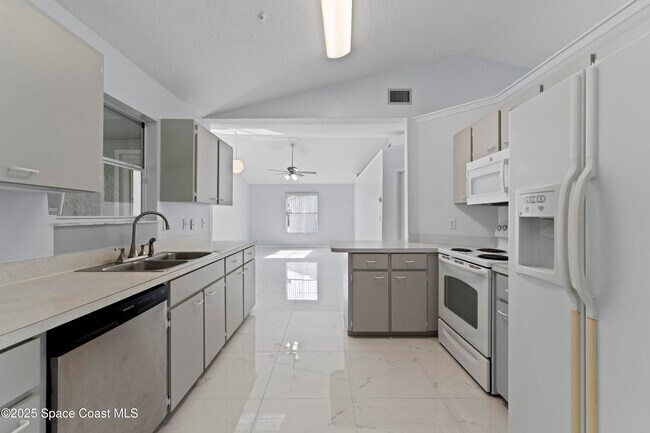 Building Photo - 1768 Wake Forest Rd NW
