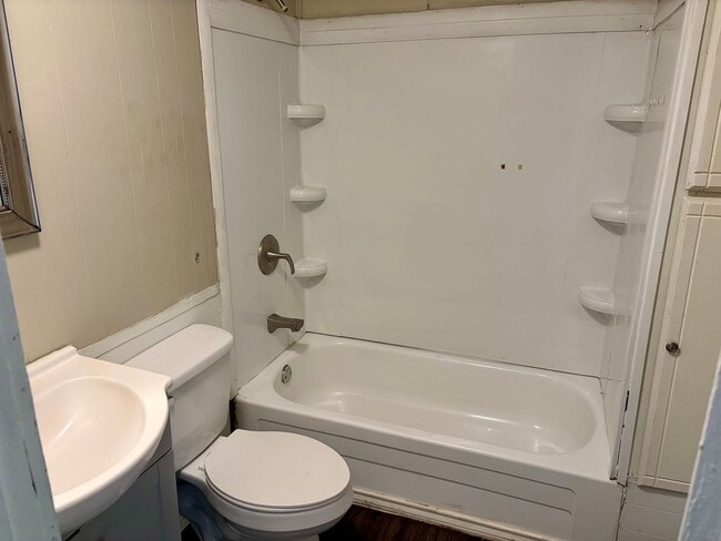 Building Photo - Welcome home!