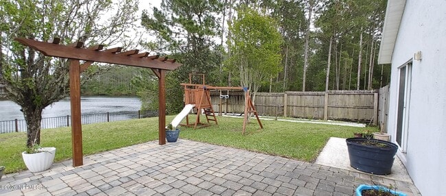 Building Photo - 11816 Collins Creek Dr