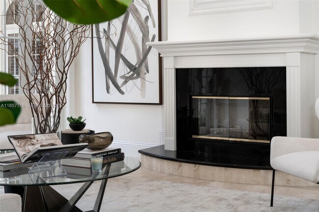 Building Photo - 9941 SW 60th Ct