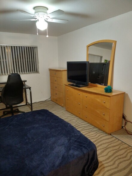 Primary Photo - 3481 NE Melba Dr