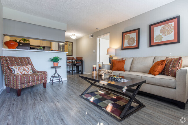 1 BR, 1 BA - 504 SF - Regal Pointe Apartments