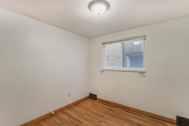 Building Photo - Classic Brick 2 Story Traditional Home in the heart of Swissvale.  Available Immediately.