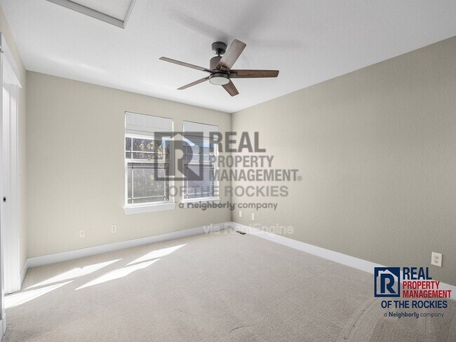 Building Photo - 632 Ebon Pica St