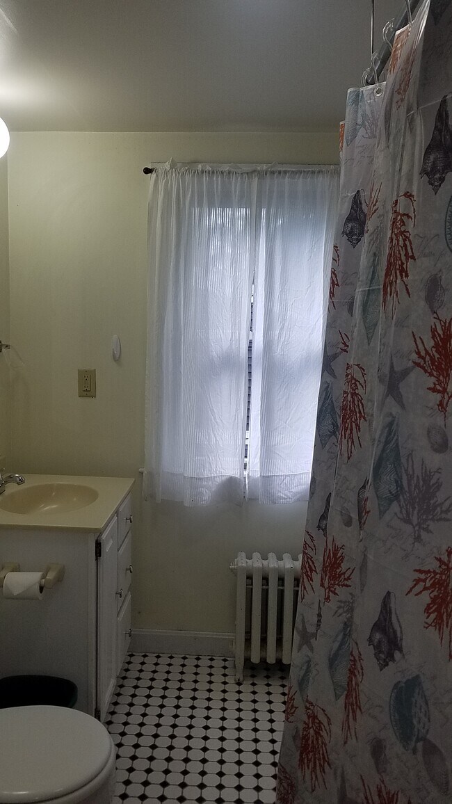 Building Photo - 26 Calvert St