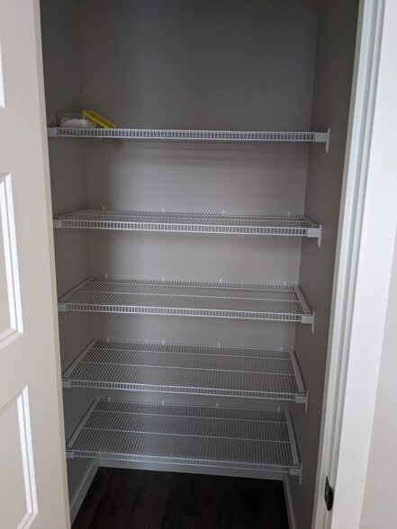 Building Photo - 13717 Admiralty Way