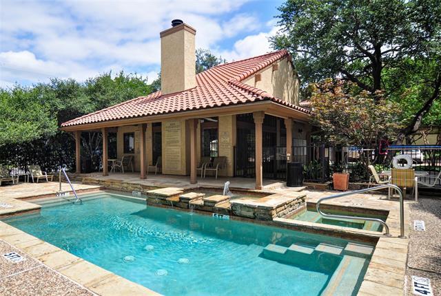 Building Photo - 7640 W Greenway Blvd