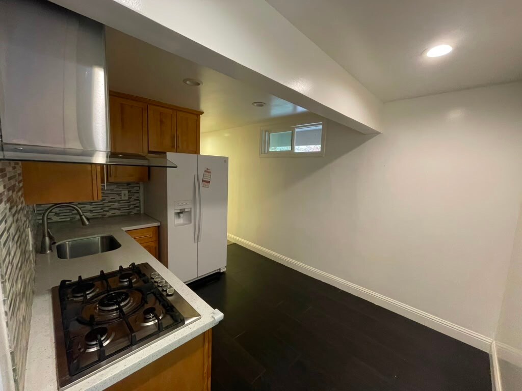Building Photo - 616 Aleta Pl