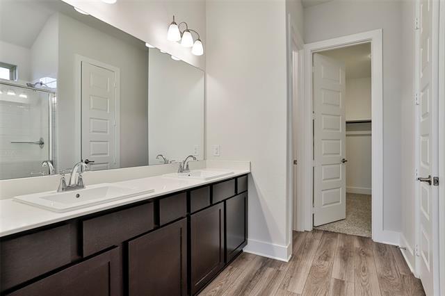 Building Photo - 5100 Doliver Dr